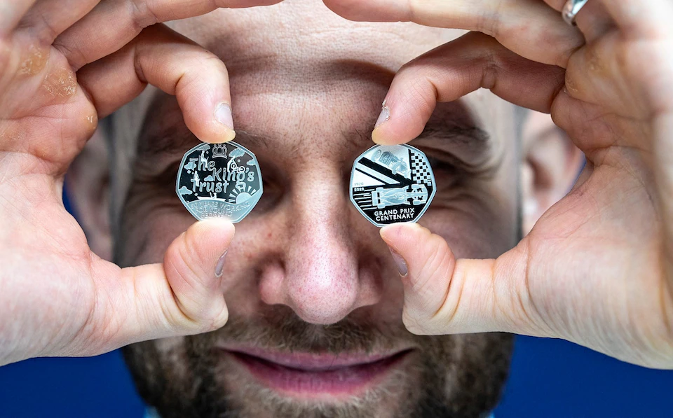 Collector coin presentation box